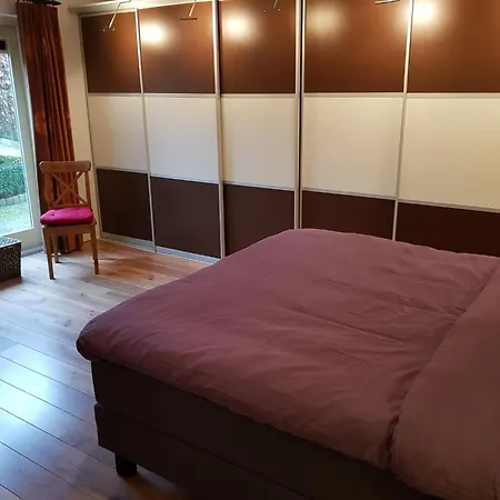 Holiday home Spacious Near With Sauna *