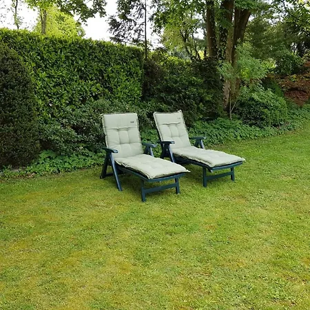Holiday home Spacious Near With Sauna
