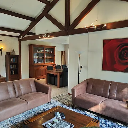 Ferienhaus Spacious Near With Sauna Garderen