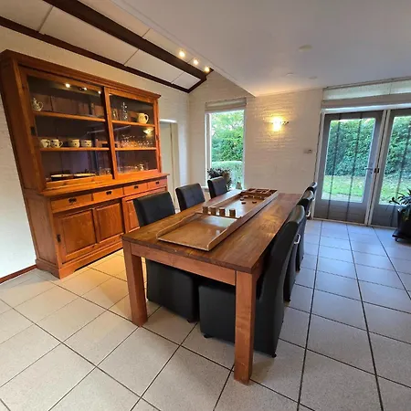 Spacious Near With Sauna Garderen