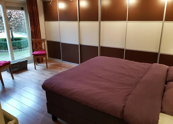 Сasa de vacaciones Spacious Near With Sauna *