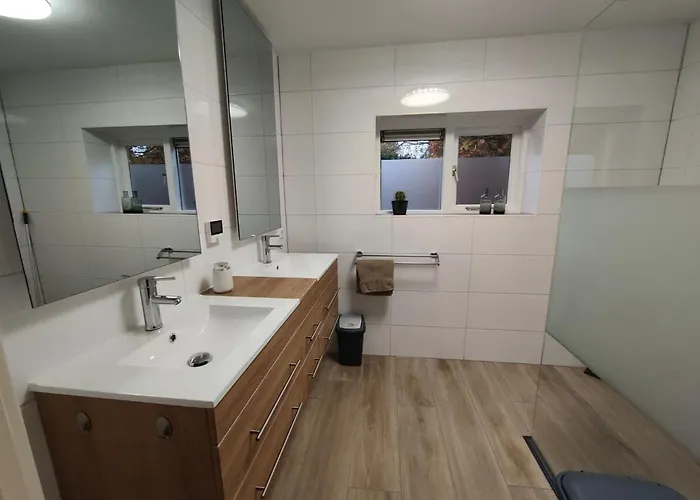 Spacious Near With Sauna * Garderen