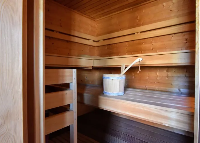 Spacious Near With Sauna * Garderen