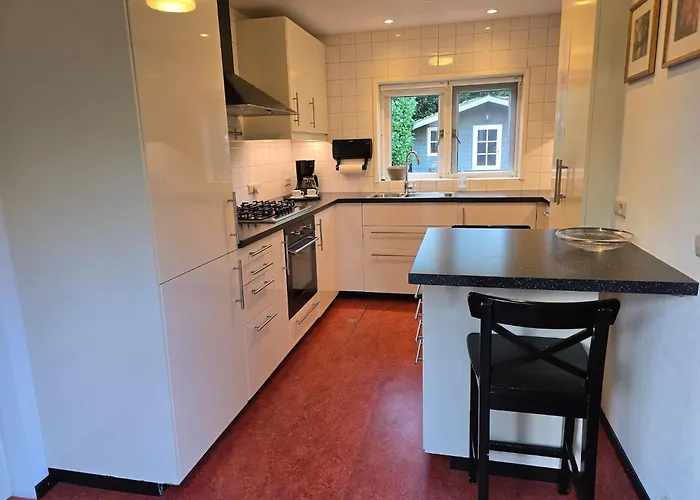 Сasa de vacaciones Spacious Near With Sauna Garderen