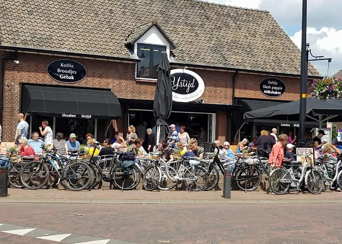 Spacious Near With Sauna Garderen